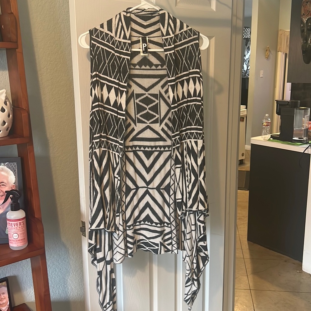 Gray Cream beautiful vest